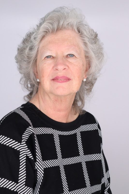 patricia-hughes-iris-photo.jpg Photo of Patricia Hughes