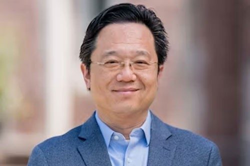 Portrait of Chenyang Lu, uva alum